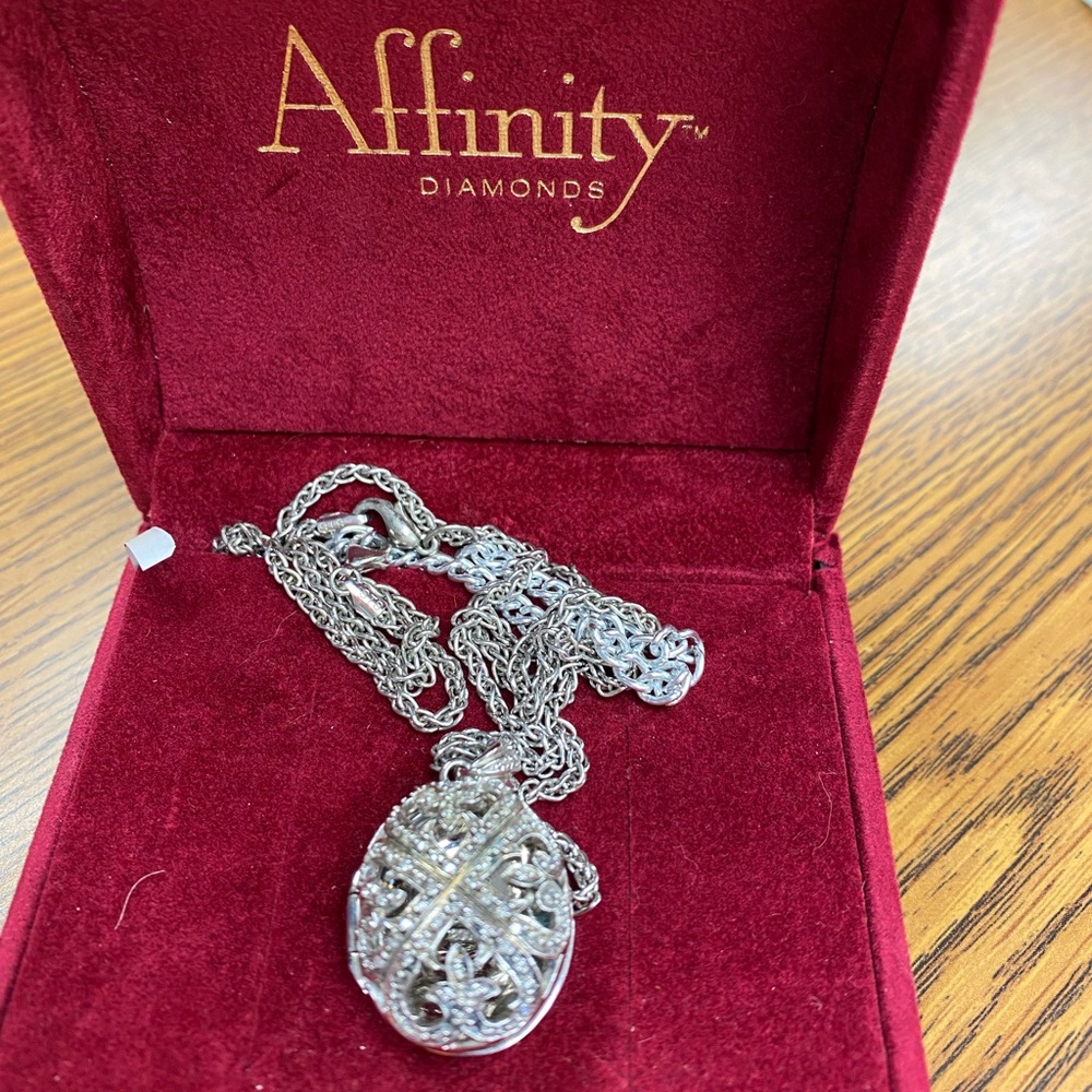 Silver locket Pendant Necklace